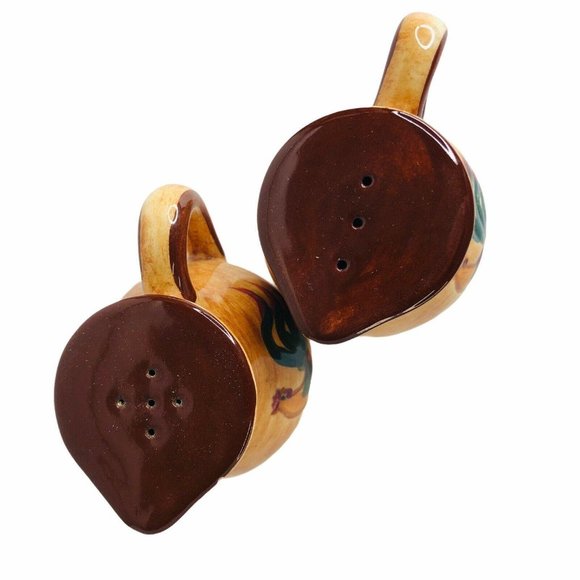 Pennsbury Pottery Red Rooster Salt and Pepper Shak - Picture 2 of 12